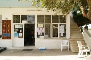 hub echo 100+ migranti richiedenti asilo scuola grecia leros ong risorse cultura