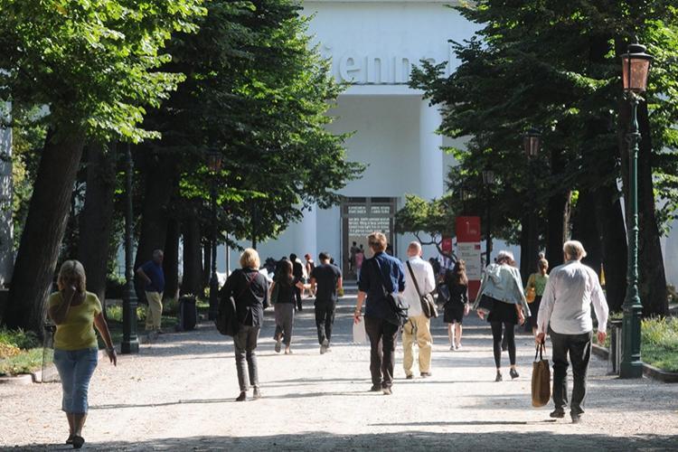architettura biennale venezia località abitare antropologia culturale cultura spazio tmepo Milano Libano